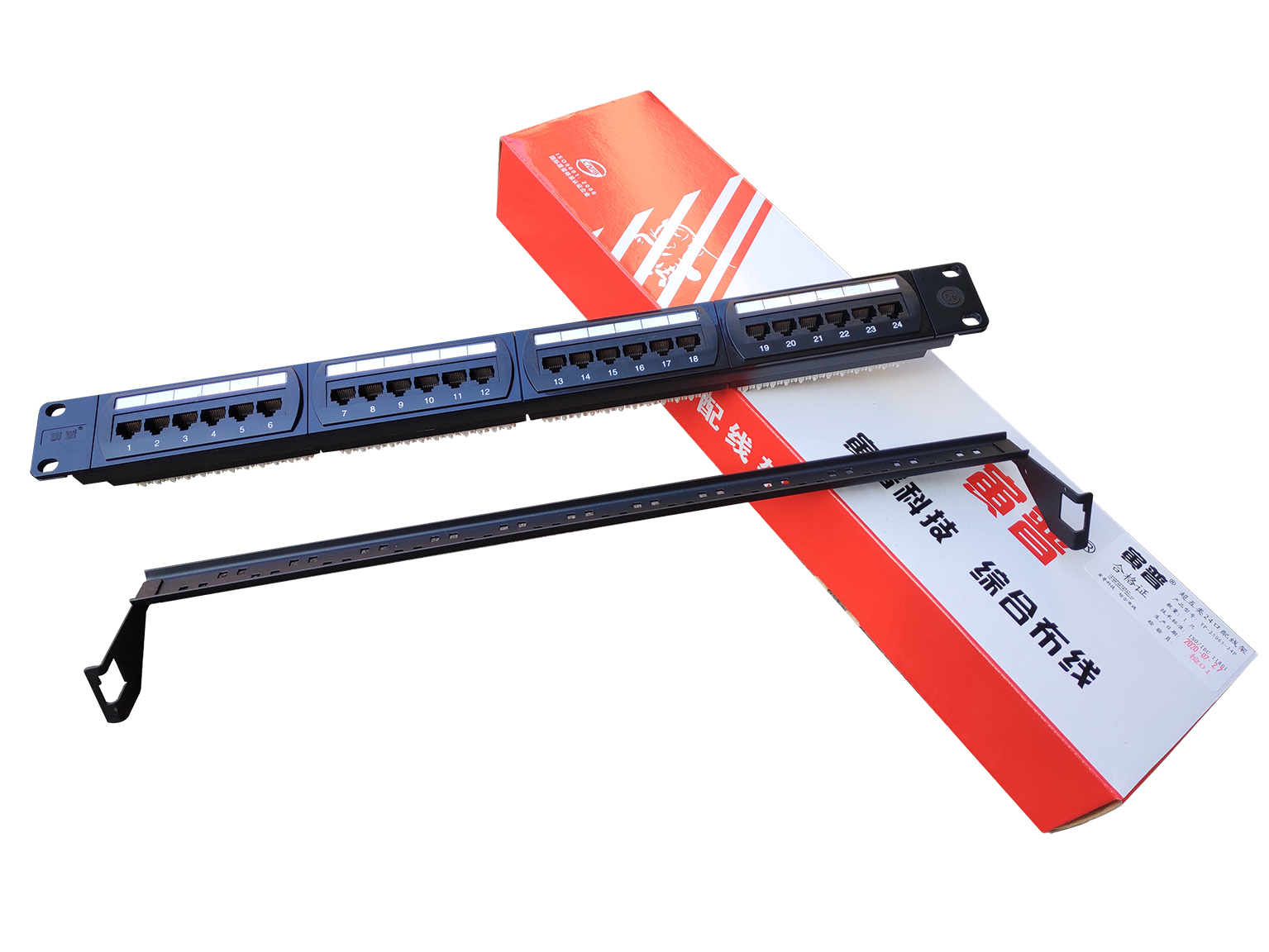 超五類(lèi)24口配線(xiàn)架型號(hào)：YP-25065-24P